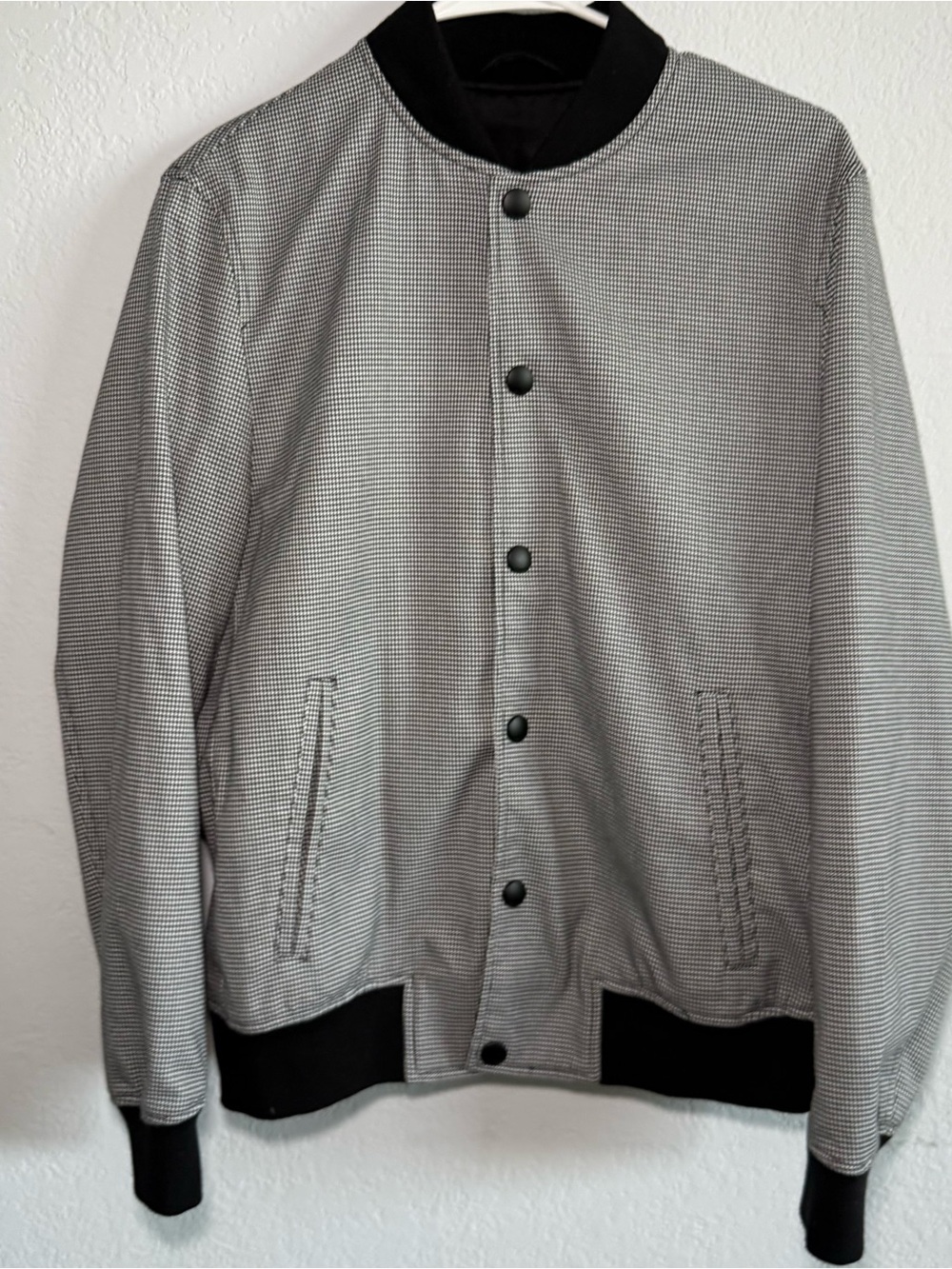 Express Houndstooth Bomber Jacket Unisex Adult Small Black White Snap Front